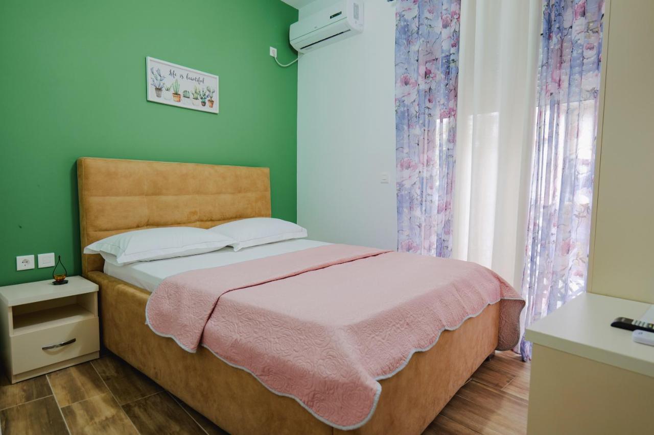 Eden Suites & Apartments Саранда Экстерьер фото