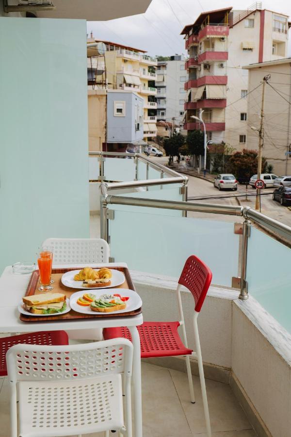 Eden Suites & Apartments Саранда Экстерьер фото