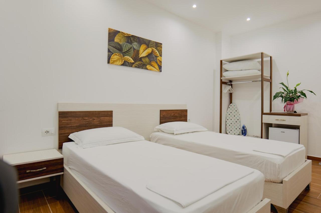 Eden Suites & Apartments Саранда Экстерьер фото