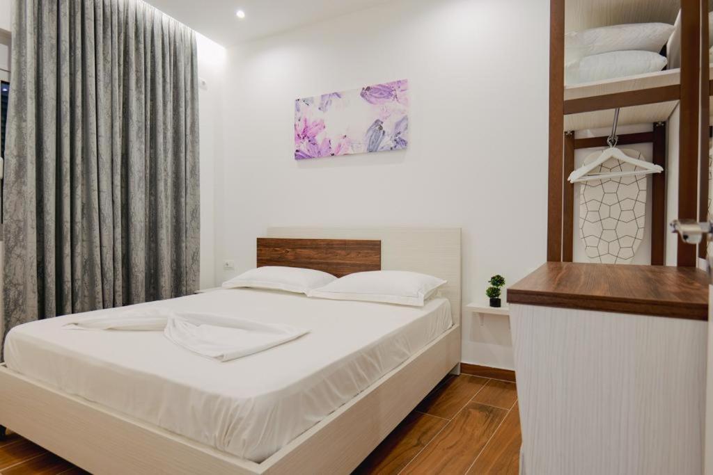 Eden Suites & Apartments Саранда Экстерьер фото